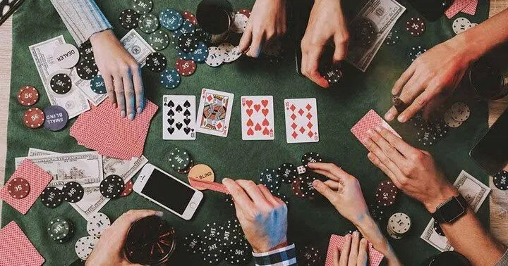 Tổng Hợp Các Sai Lầm Khi Chơi Poker Cần Tránh Mà Bạn Chưa Biết
