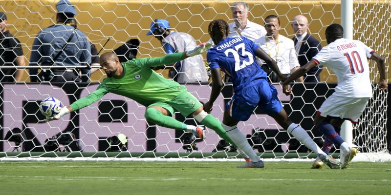 Robert Sanchez – thủ môn xuất sắc nhất của Chelsea